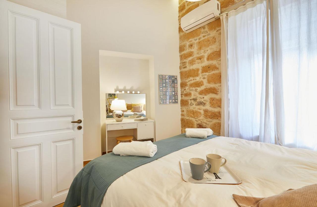 Chloe Boutique Apartments Plaka Athene Buitenkant foto