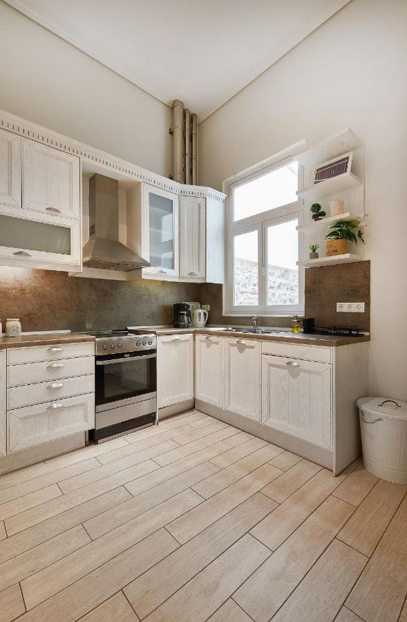 Chloe Boutique Apartments Plaka Athene Buitenkant foto